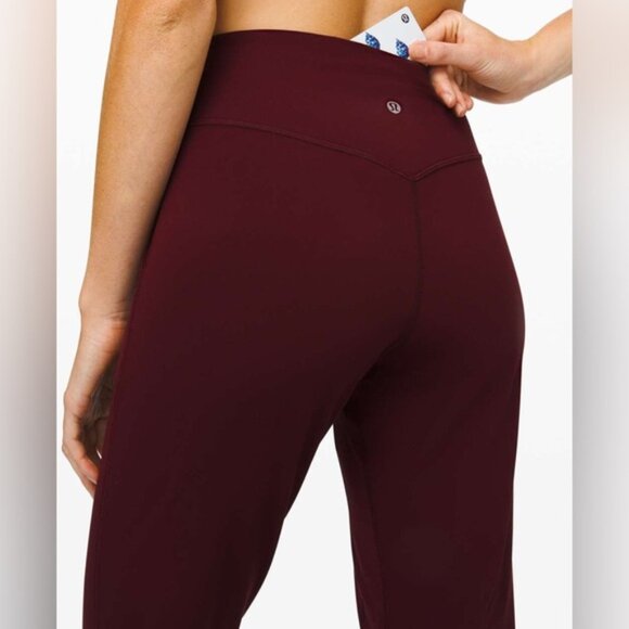 Lululemon Align Jogger 28”Garnet EUC - Picture 4 of 7